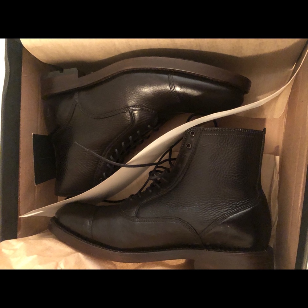 New in Box men’s Frye boots